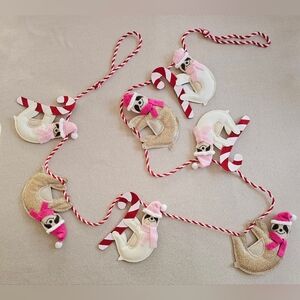 NWOT Sloth Christmas Candy Cane Garland 72 Inches Long